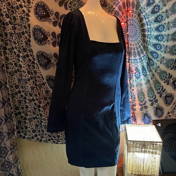 Beautiful Guess denim zip up back dress - Picture 1 of 5